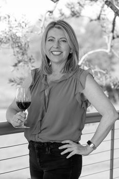 Winemaker, Sara  Fowler